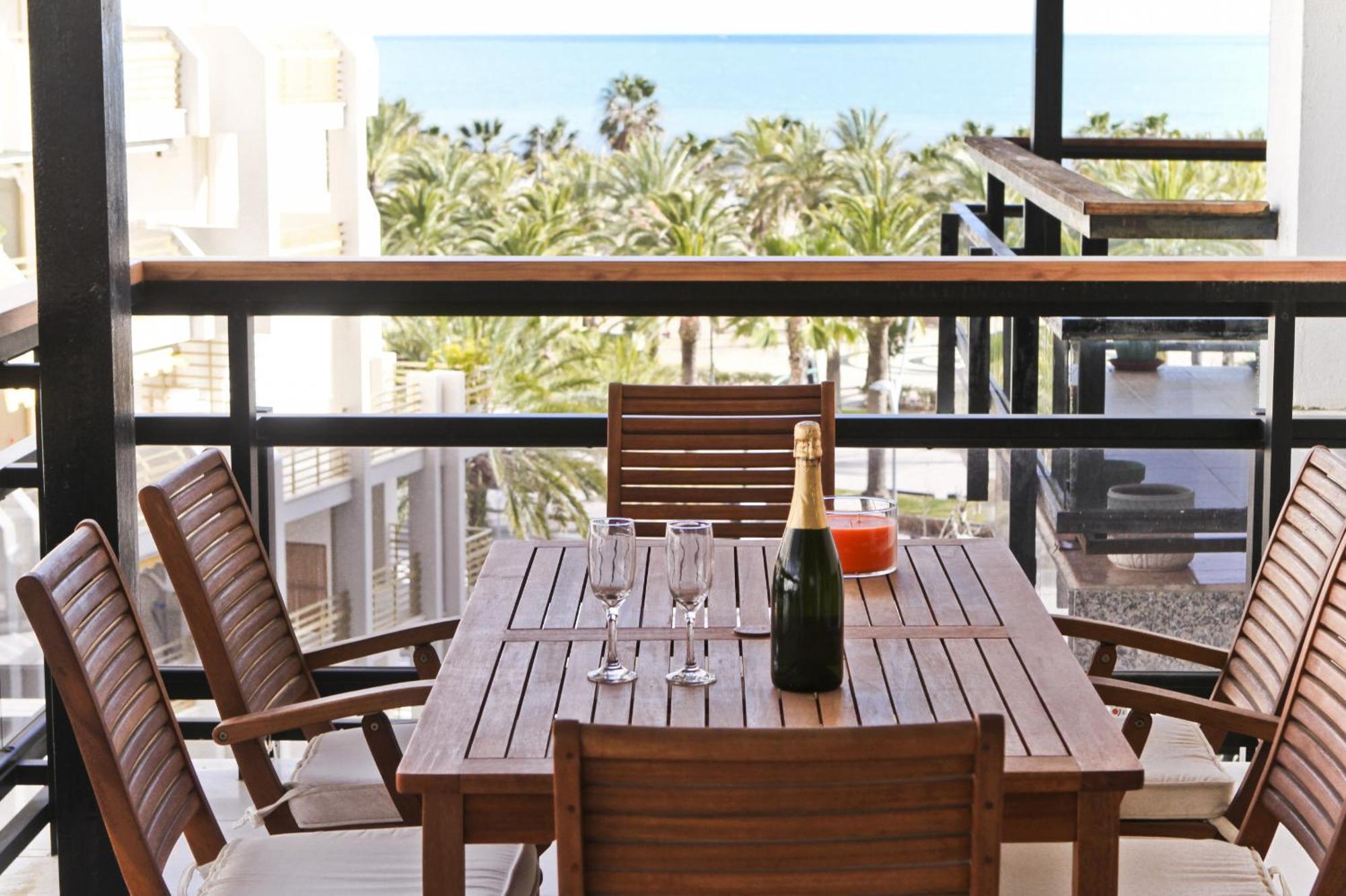 New Maria Anagabu Planet Costa Dorada Lejlighed Salou Eksteriør billede